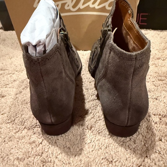 Zodiac Adele New In Box - Picture 4 of 5